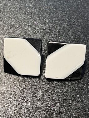 Vintage Black and White Geometric Clip-On Earrings B2